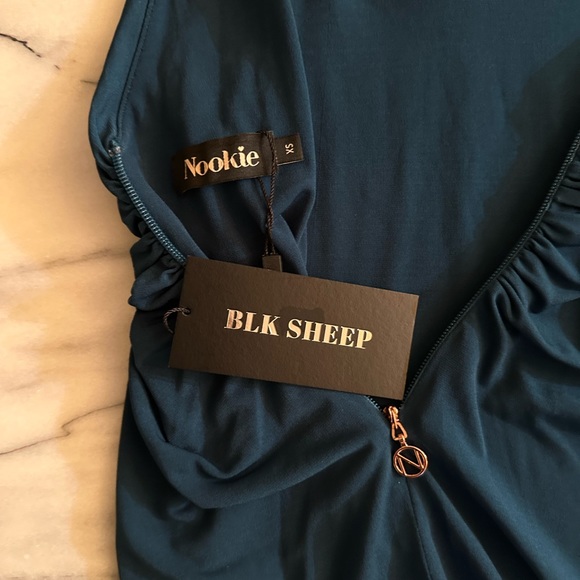 BLK SHEEP NOOKIE DRESS - Picture 4 of 4